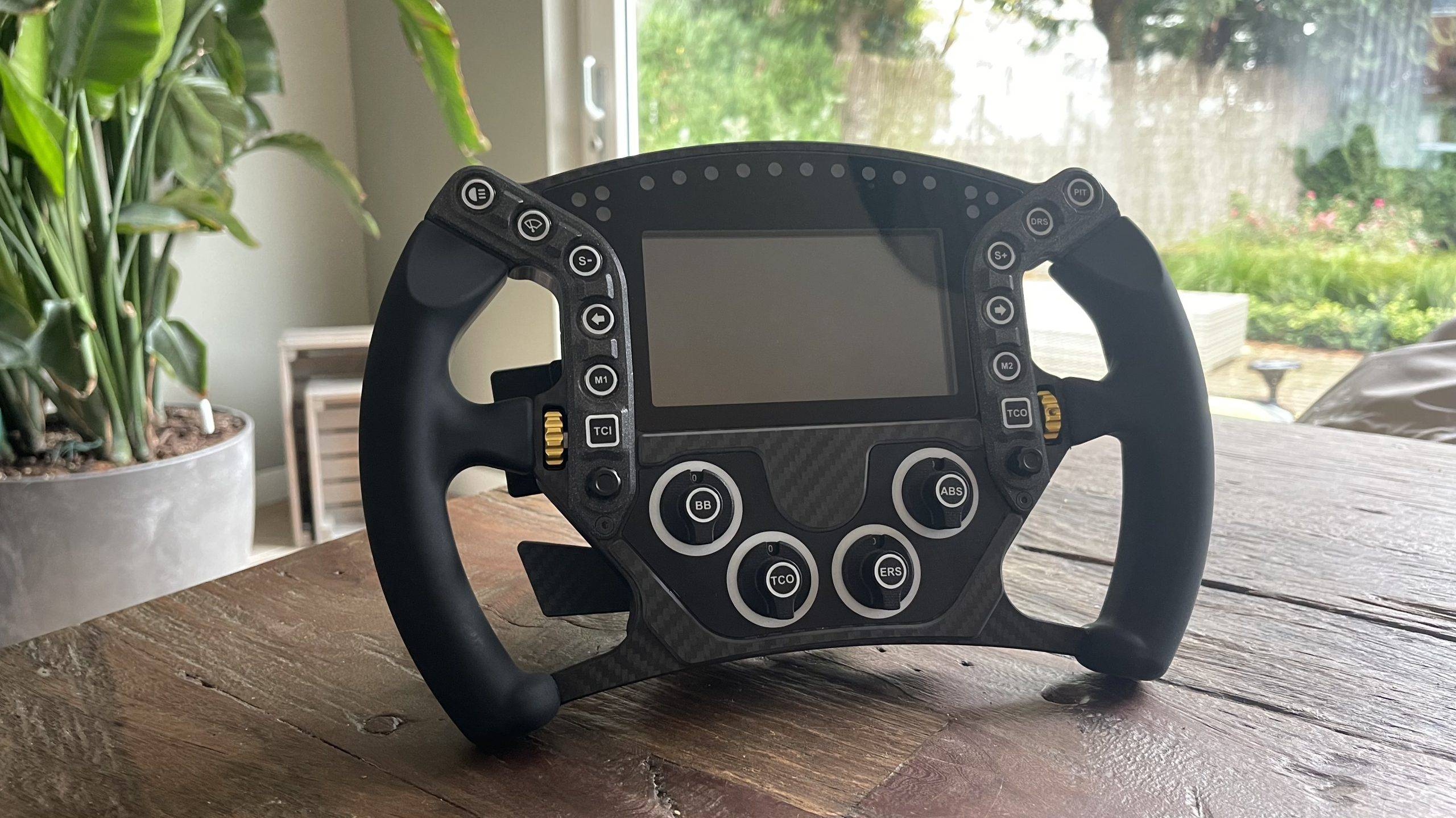 Bouw Eenvoudig Je DIY Sim Racing Wheel Met De Pokornyi Engineering HYP-R DIY Files. Dit Is Hoe!