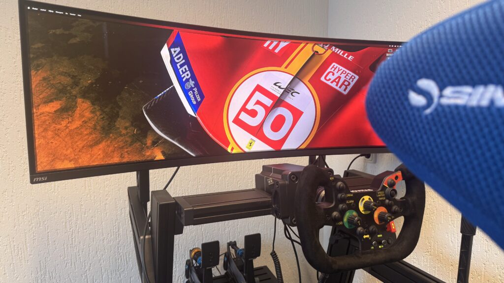 moniteur ultra-large